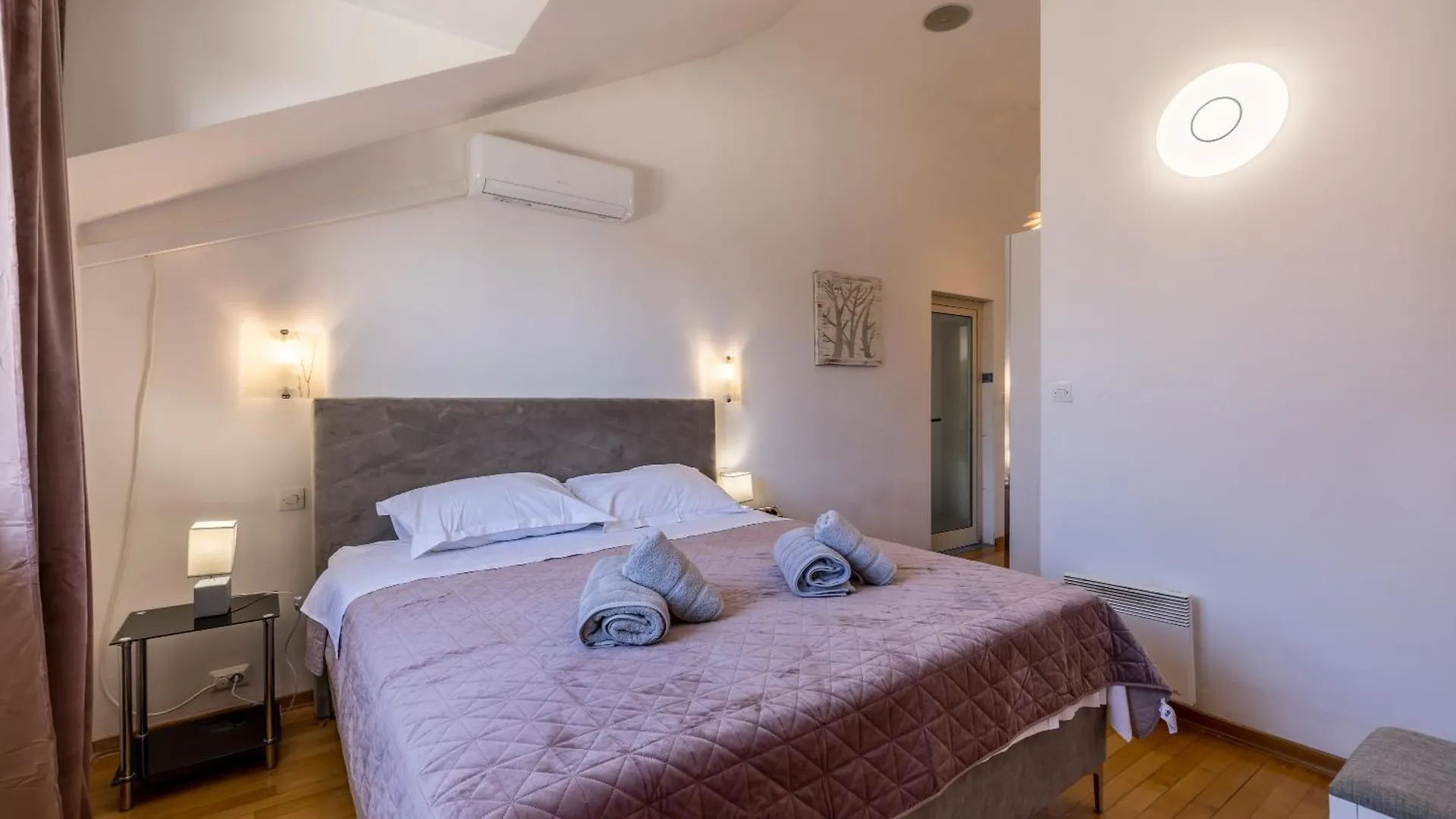 Apartamento Urban Utopia Penthouse With Private Parking Split